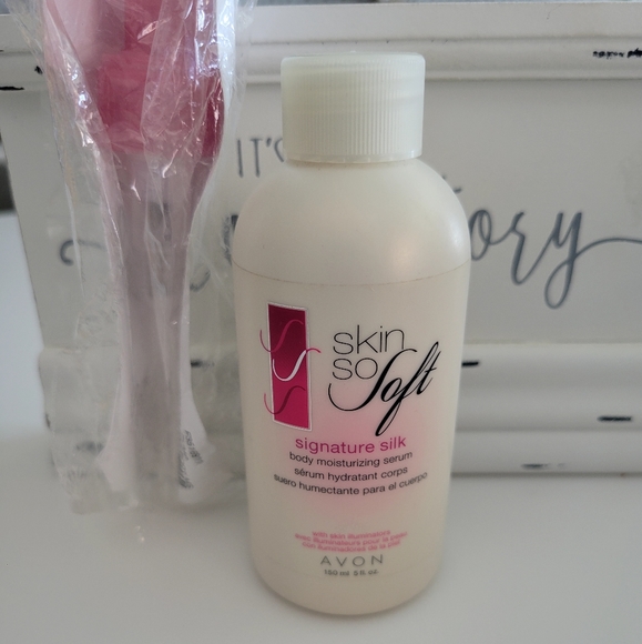 Avon Moisturizing Serum - Picture 1 of 2